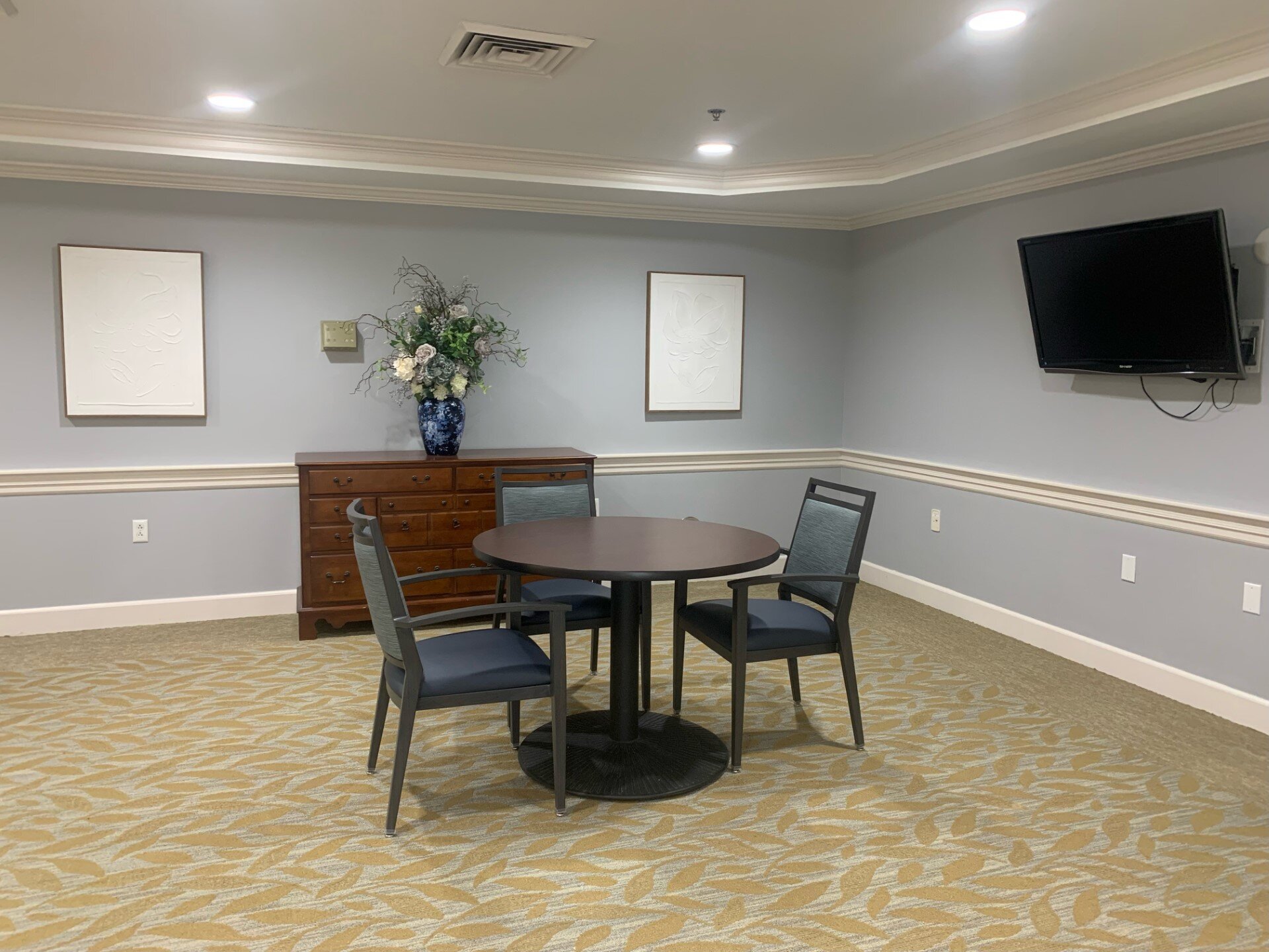 AL sitting area